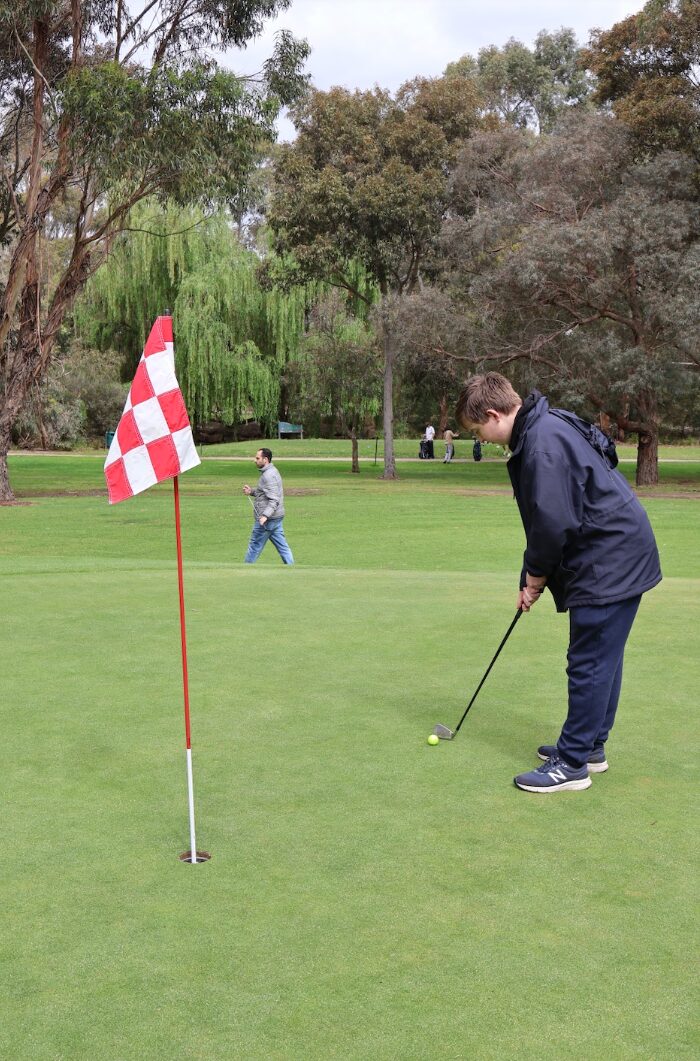 Reach and Belong offer Golf programs for NDIS participants in Melbourne